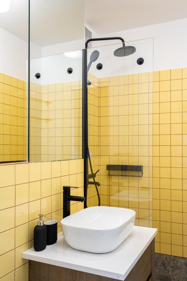 Elegant Studio In The Heart Of The Town 布加勒斯特 外观 照片